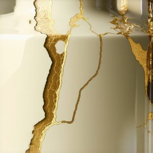 Mastering Kintsugi: Repair Pottery with Gold Lacquer for Artistic Restoration