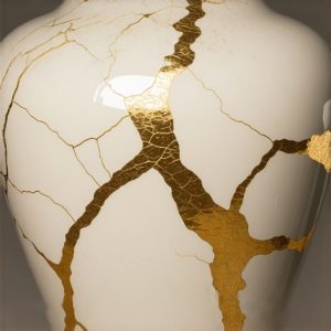 Master Kintsugi: The Art of Repairing Pottery with Gold Lacquer Professionally